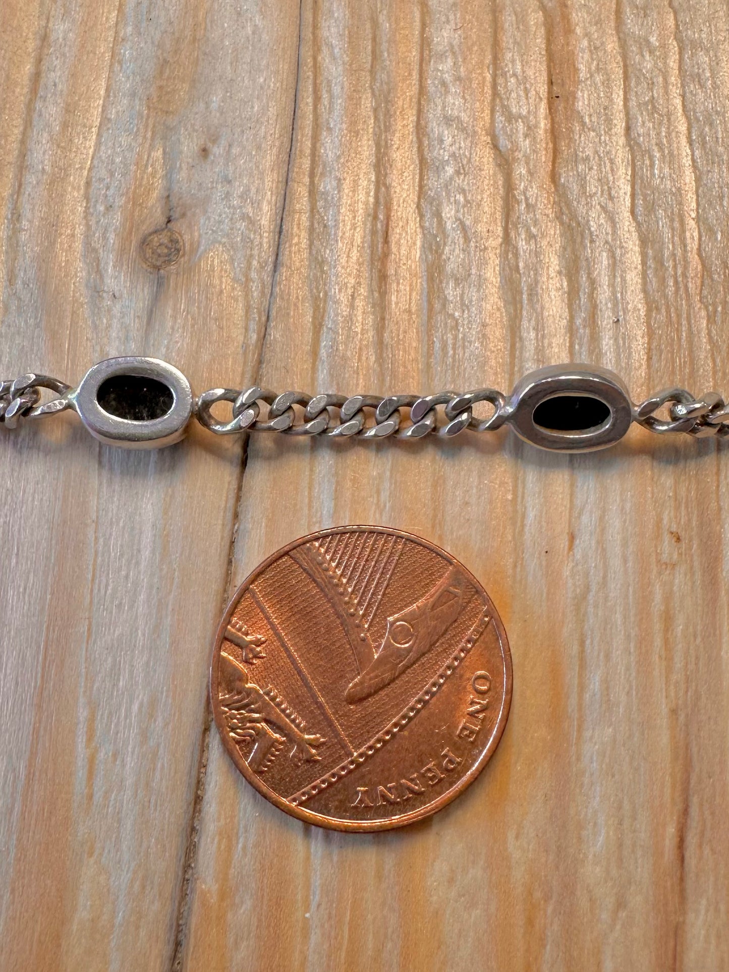 Vintage Black Stone Curb Chain 925 Silver 7.5 inch Bracelet