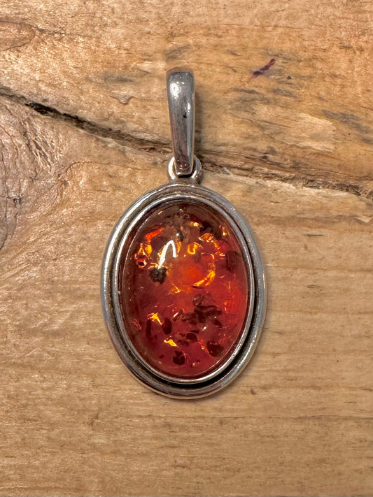 Vintage Oval Amber 925 Silver Pendant