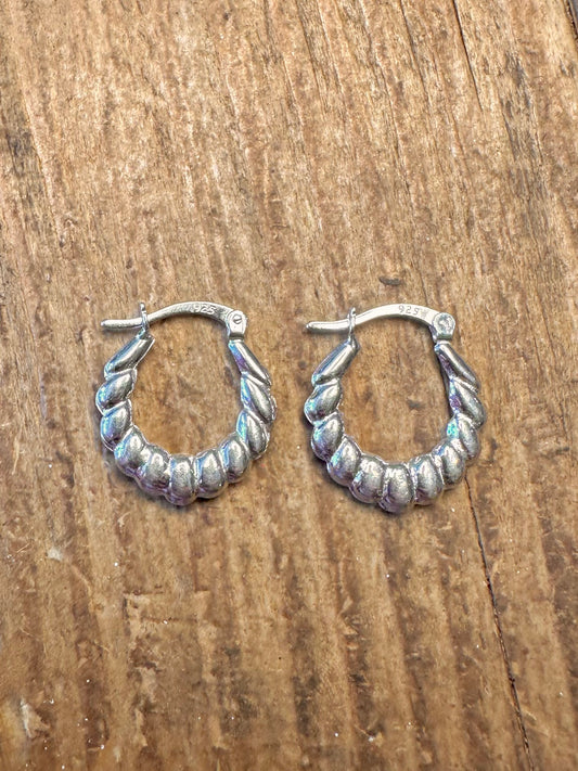 Scolloped Hoop 925 Sterling Silver Earrings