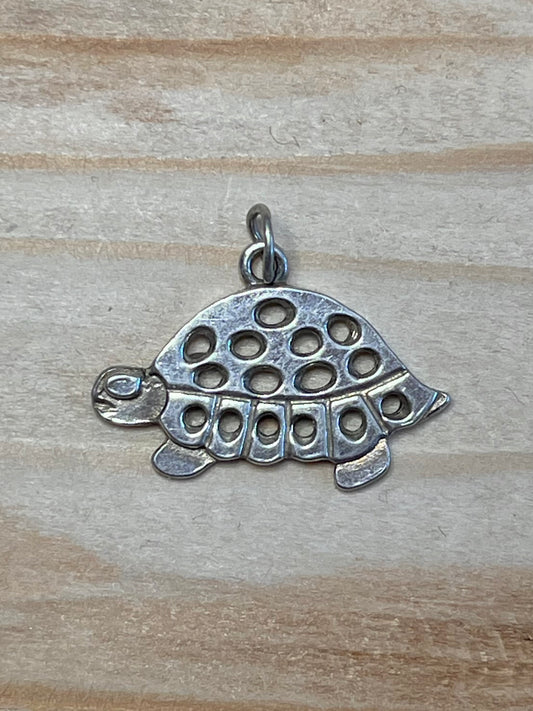 Flat Turtle 925 Sterling Silver Pendant
