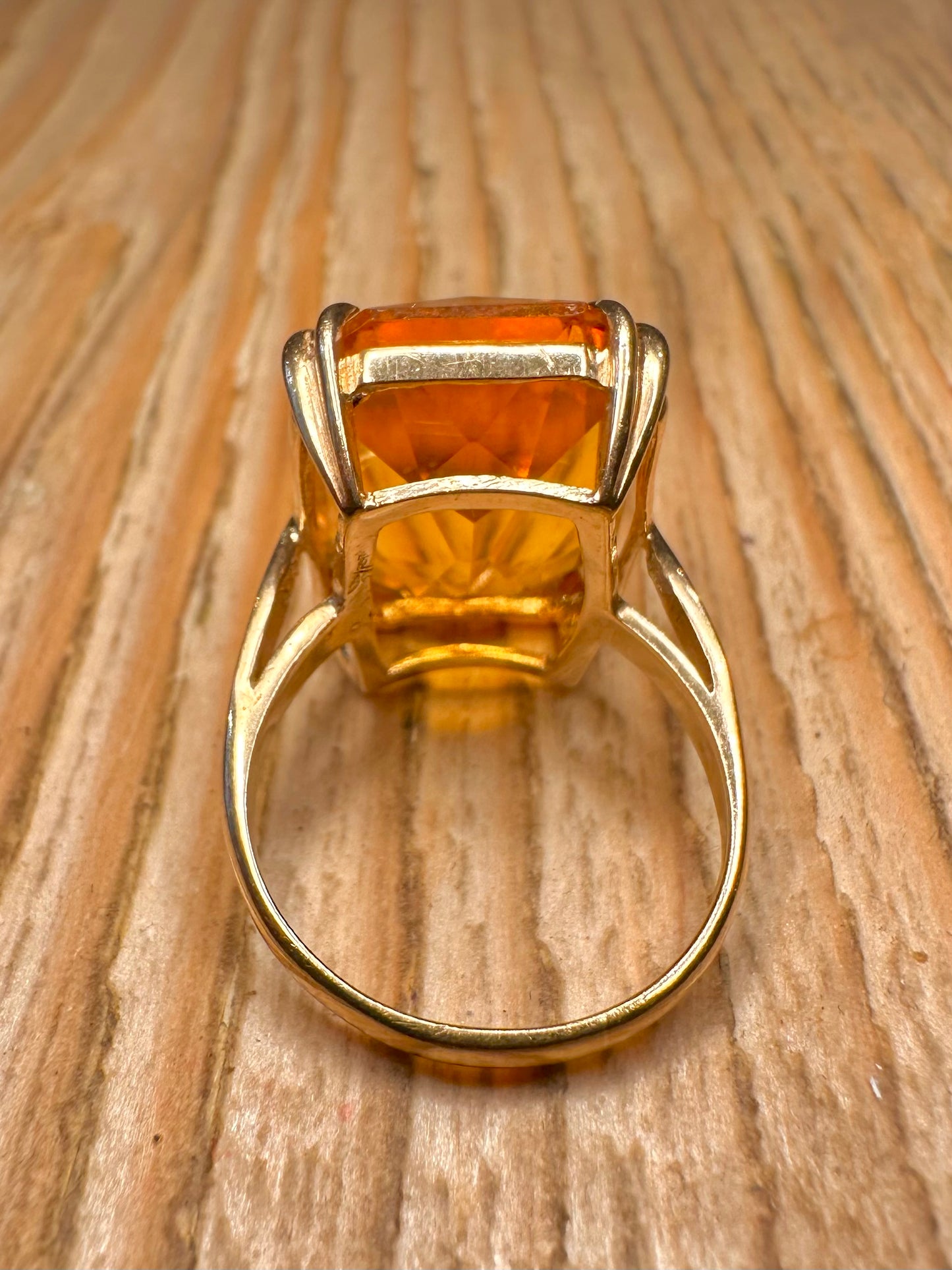 Vintage 1973 9ct Gold Citrine Rectangle Cut Size J Ring