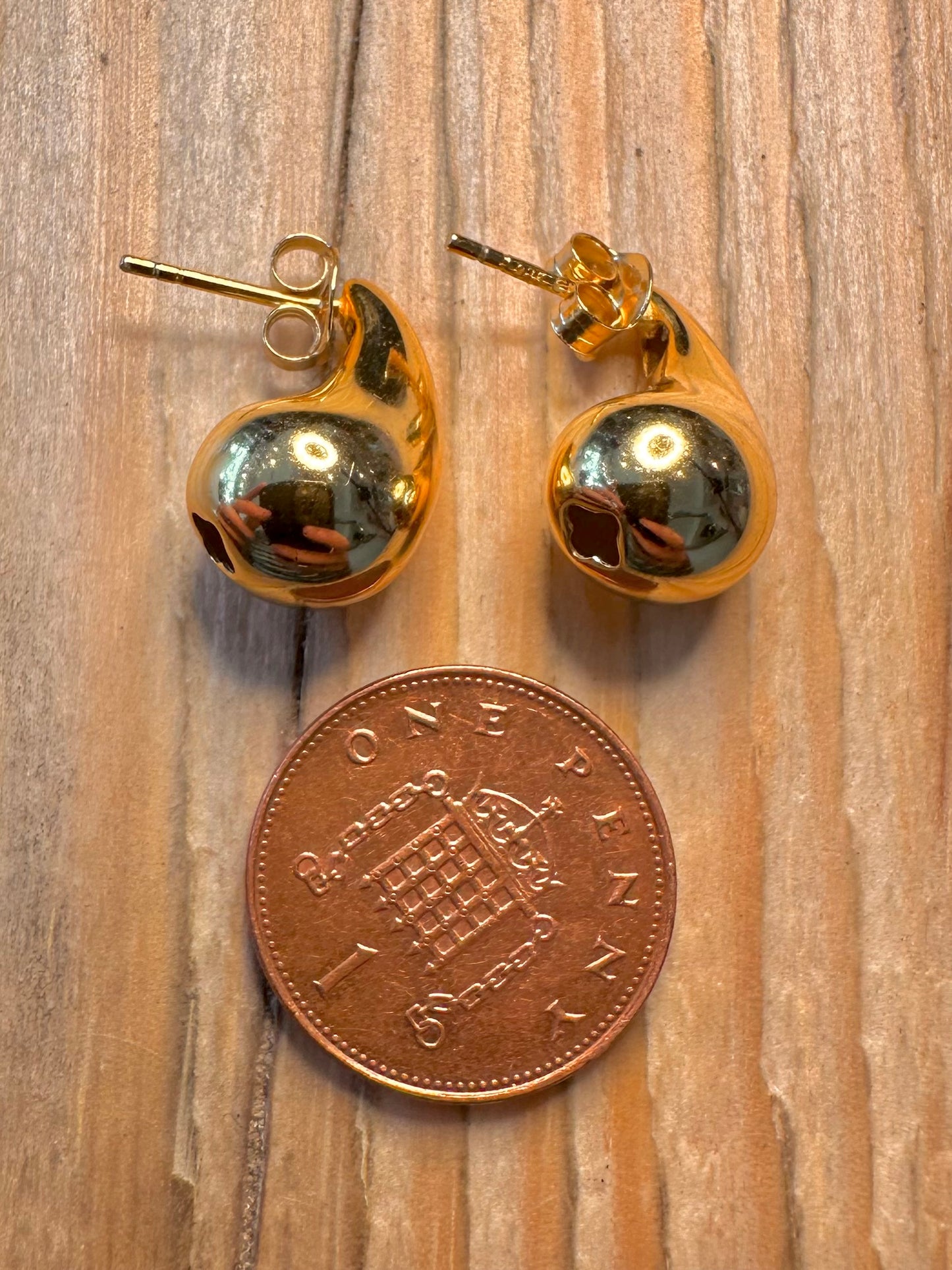 Modernist Gold Teardrop 925 Silver Earrings