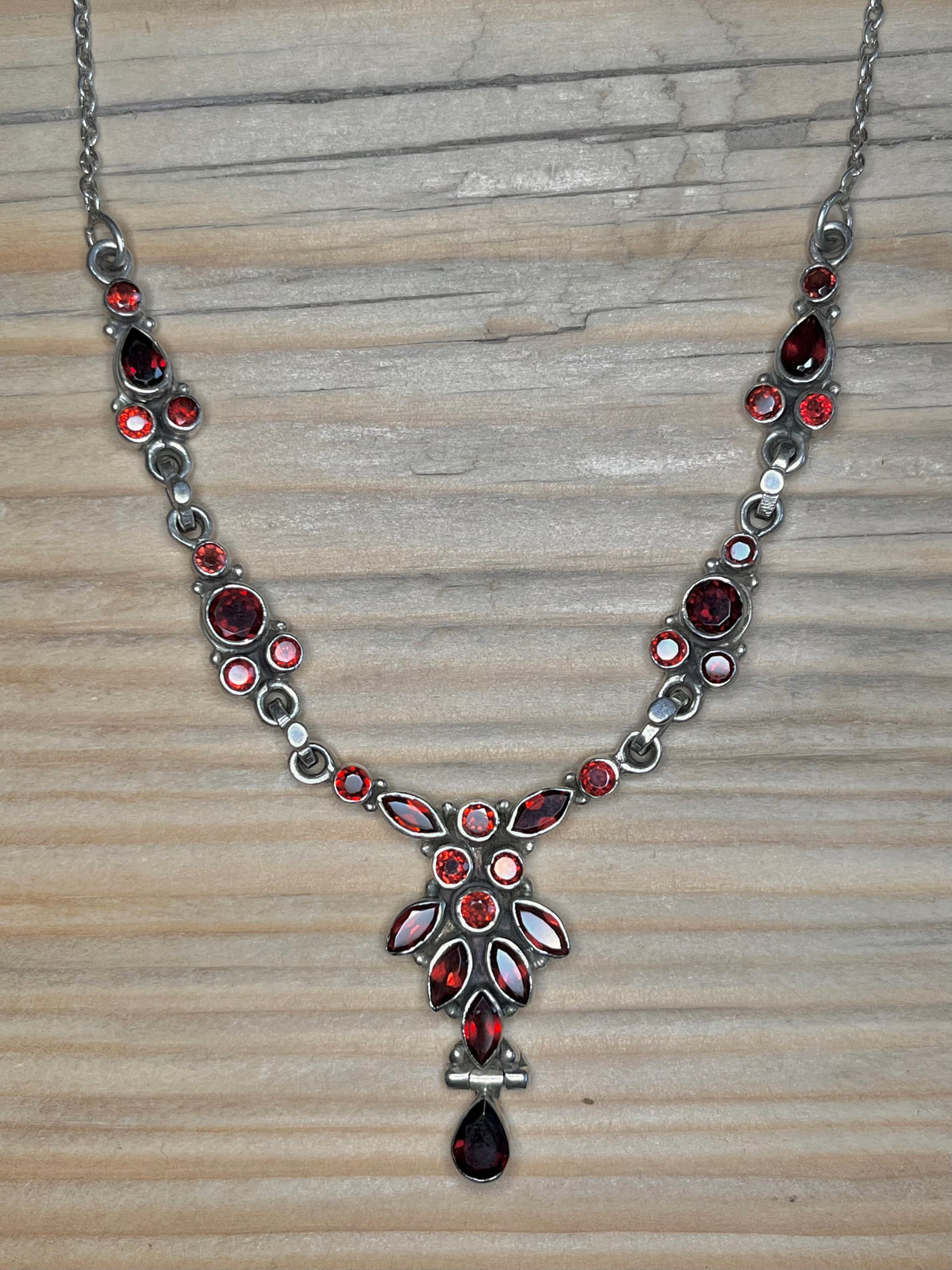 Garnet Ornate 925 Sterling Silver 16.75 - 18.75 inch Necklace