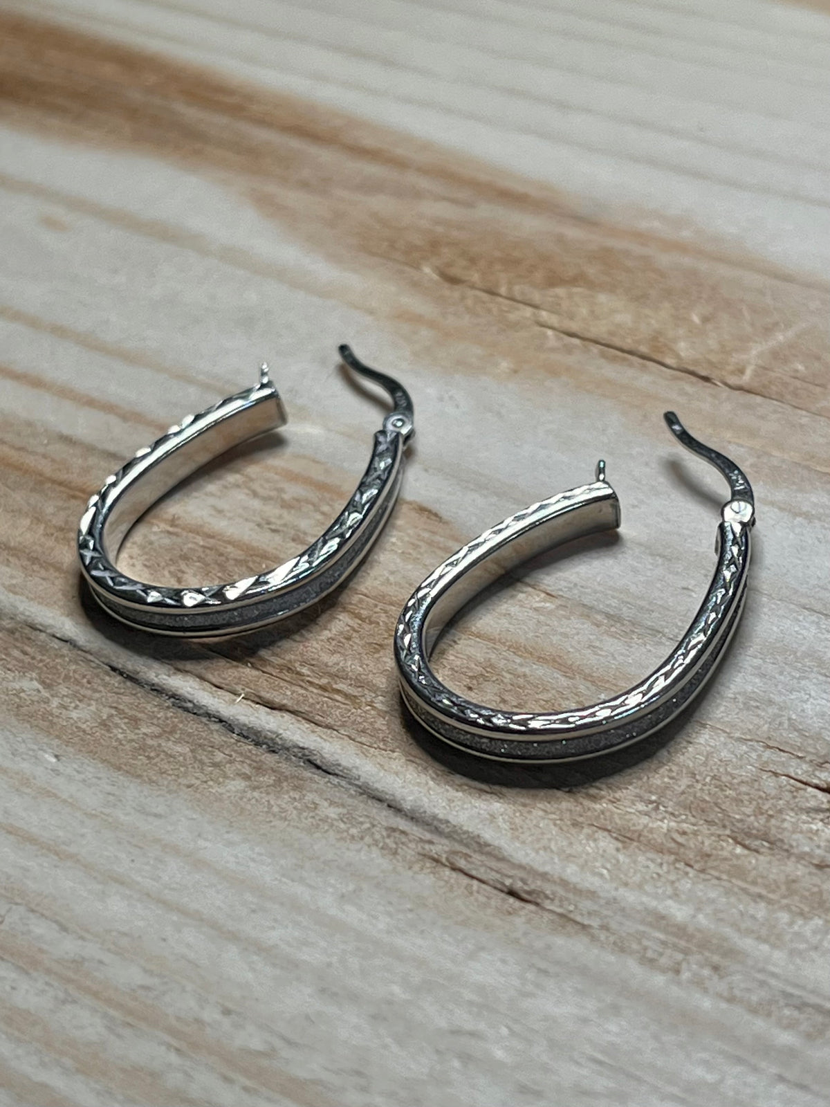 Textured Horse Shoe 925 Sterling Silver Hoop Earrings