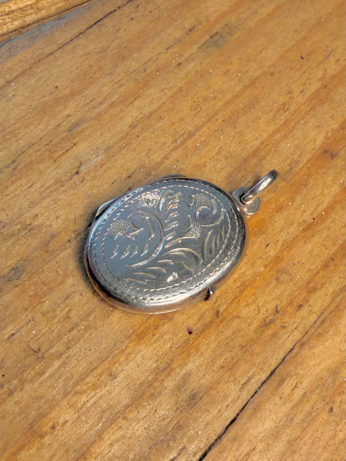 Oval Floral Engraved Locket 925 Sterling Silver Pendant