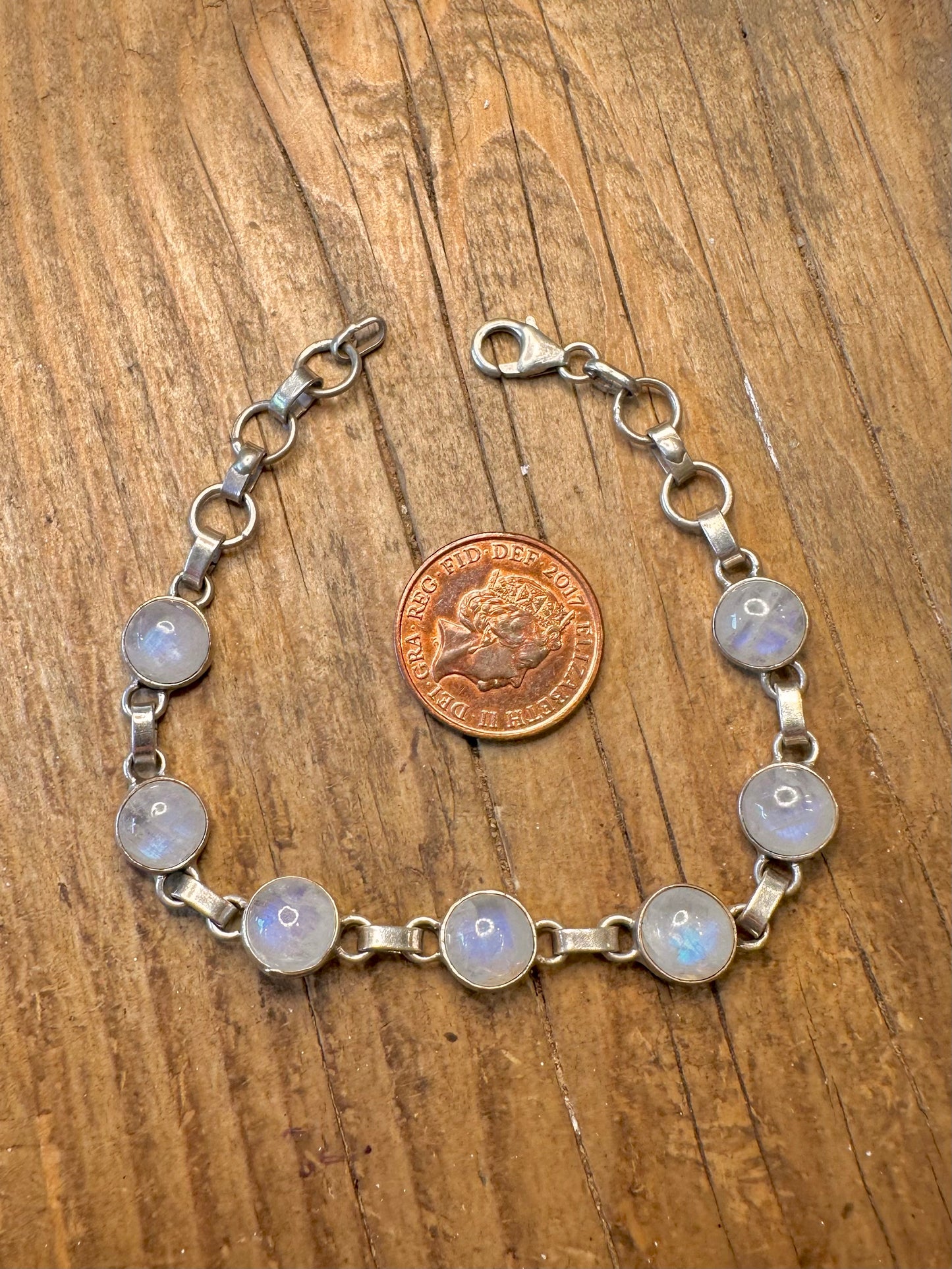 Moonstone Circle 925 Sterling Silver 7.5 inch Bracelet