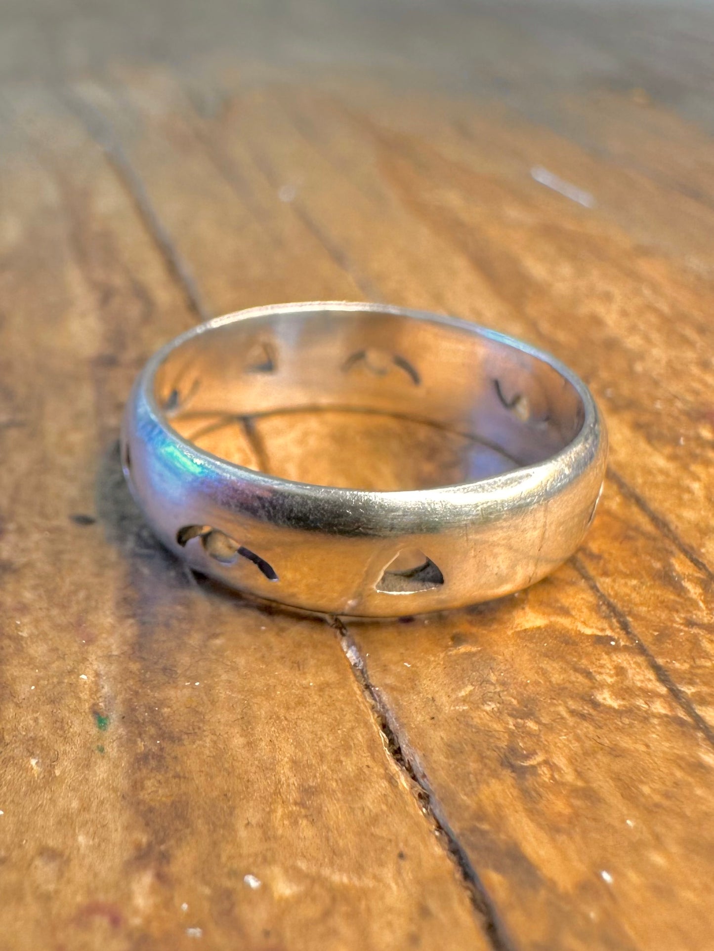 Band Cut Out Eyes and Triangle 925 Sterling Silver Size O Ring