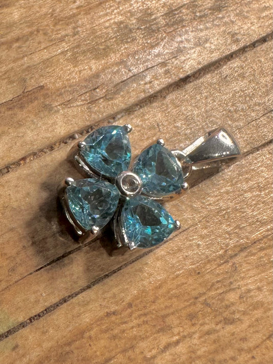 Vintage Flower Blue Topaz 925 Sterling Silver Pendant