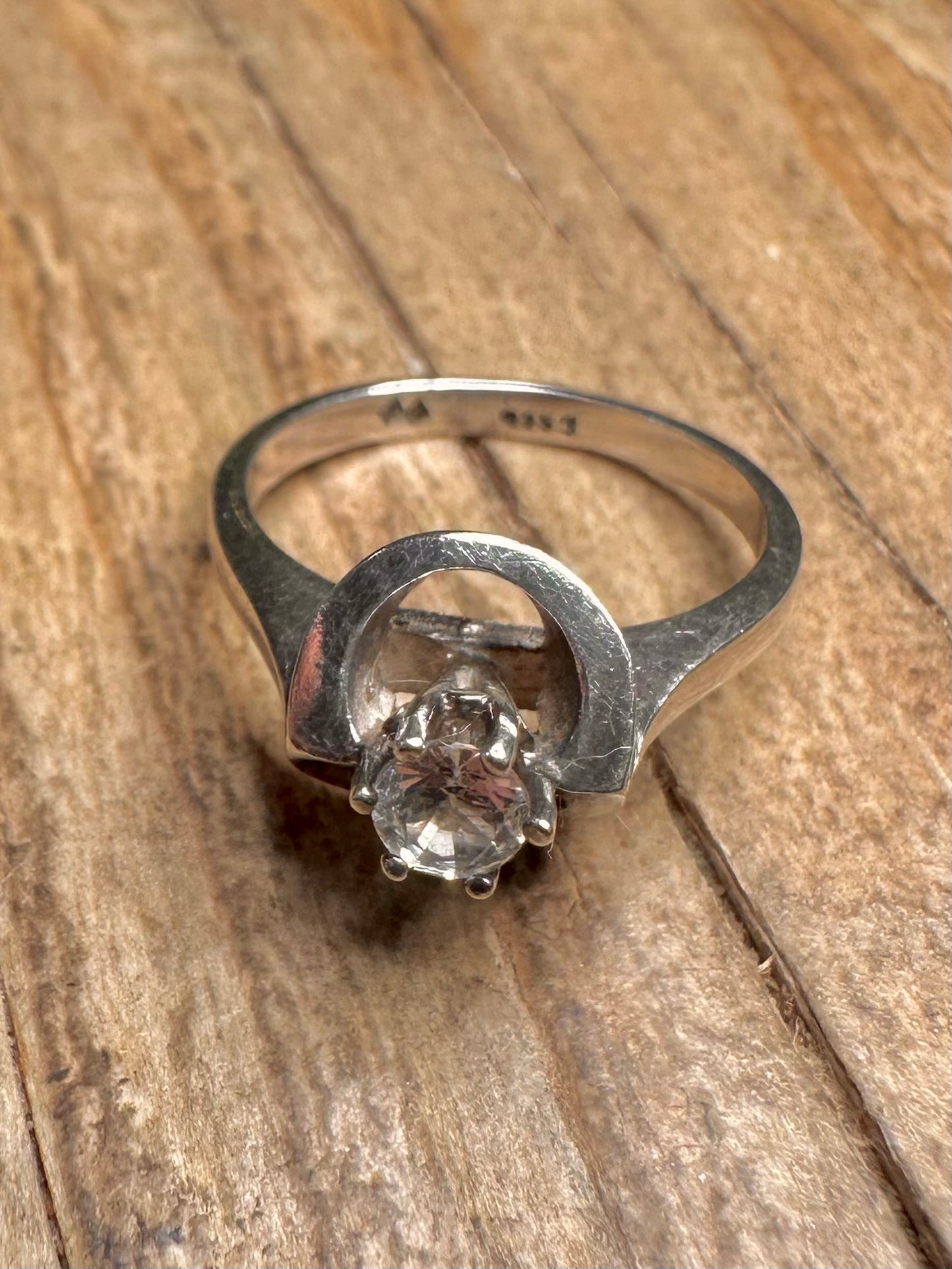 Vintage Scandinavian Style White Stone 925 Sterling Silver Size M Ring