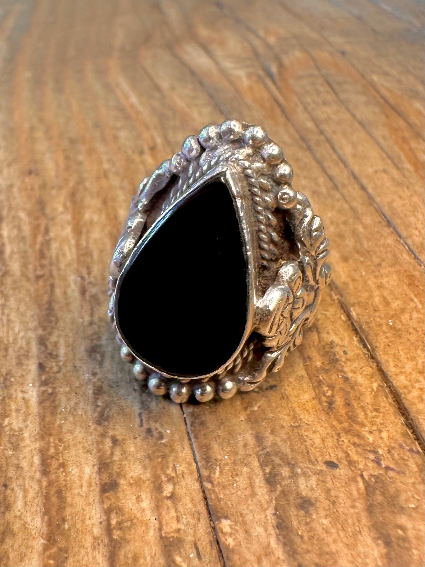 Onyx Pear Shaped Ornate Design 925 Sterling Silver Size R Ring