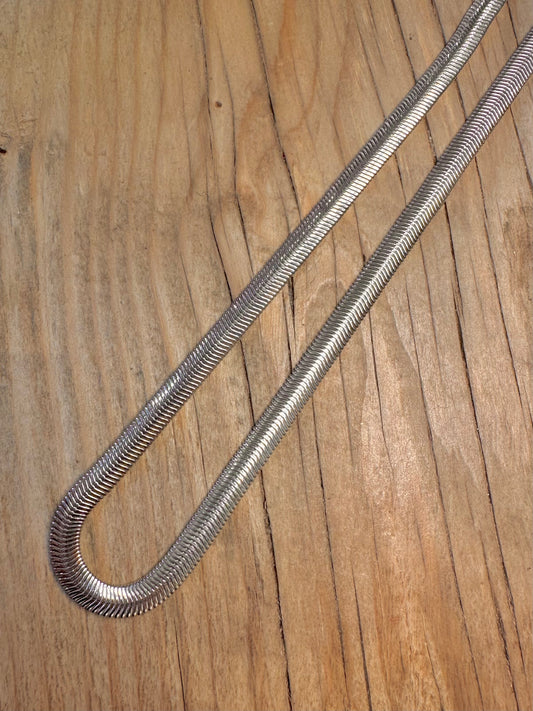 Modern Herringbone Italy 925 Sterling Silver 17.5 to 18.5 Necklace