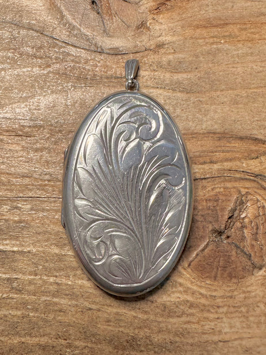 Vintage 1972 Large Oval Engraved 925 Silver Locket Pendant
