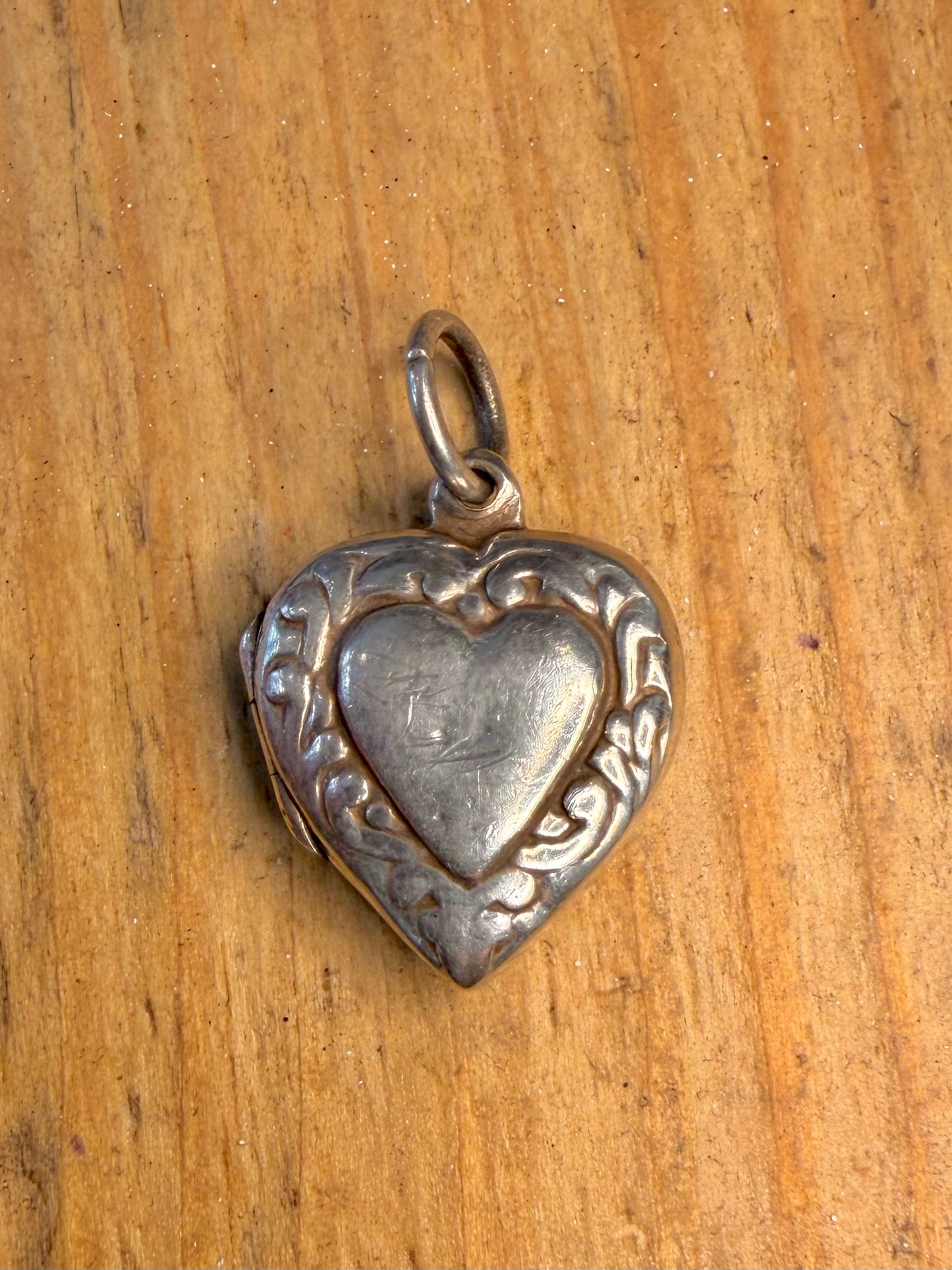Heart Decorative Locket 925 Sterling Silver Pendant