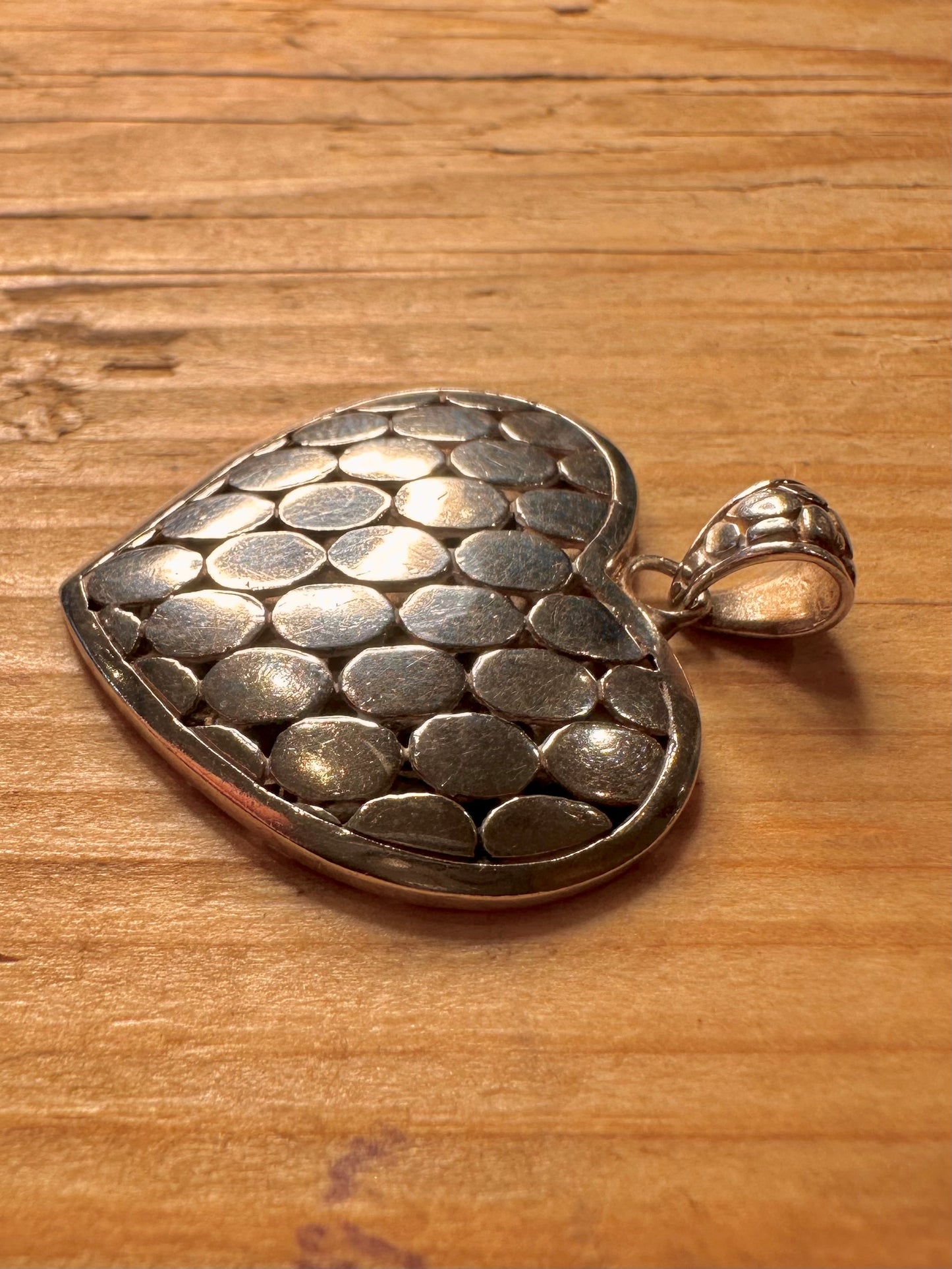 Vintage Textured Oval Heart 925 Sterling Silver Pendant