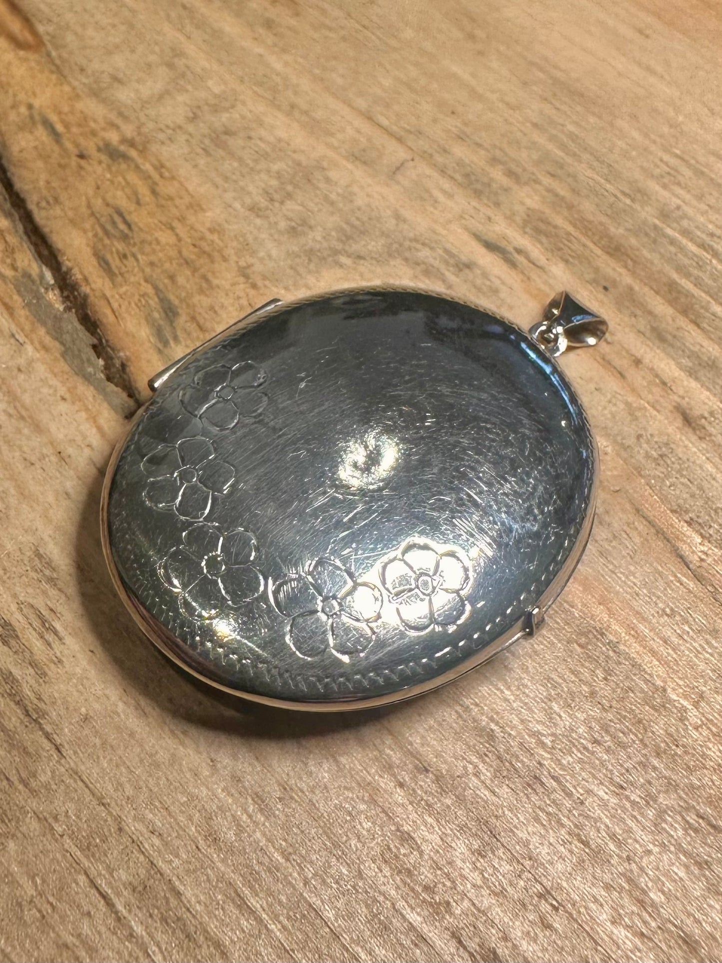 Vintage Large Oval Flower Engraved 925 Silver Locket Pendant