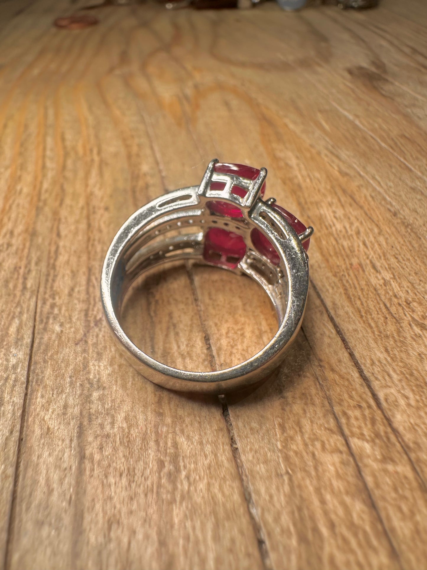 Modern Red and White Stone 925 Sterling Silver Size Q1/2 Ring