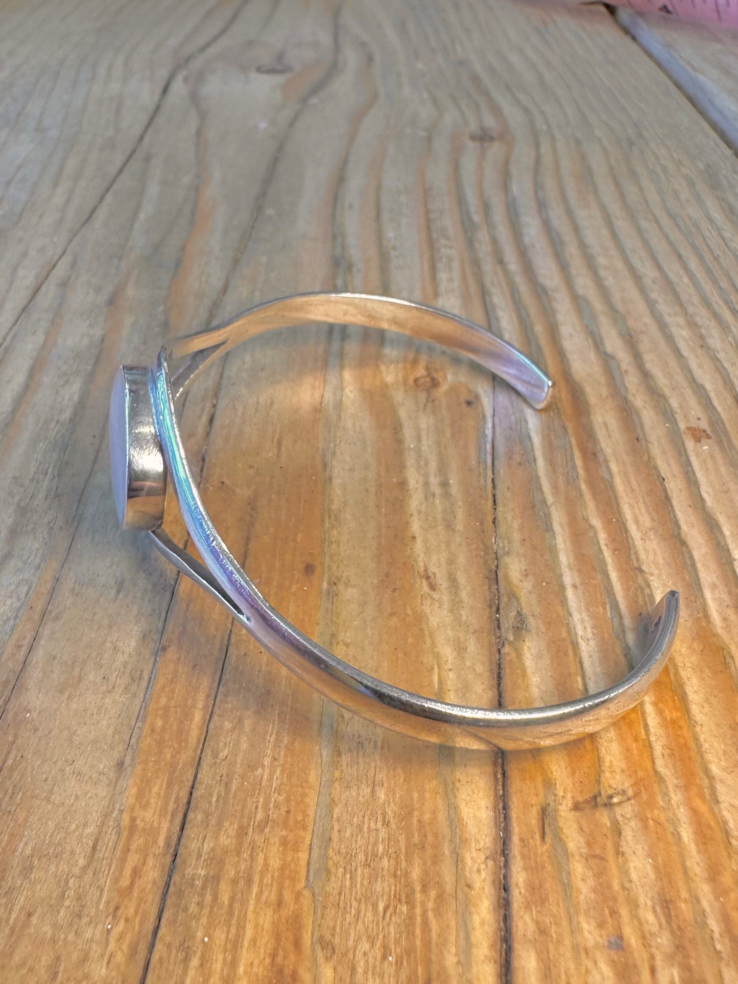 Oval Mother of Pearl Split Band Cuff 925 Sterling Silver Bangle