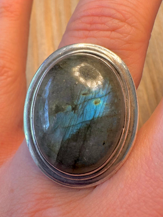 Vintage Labradorite Oval 925 Silver Size R Ring