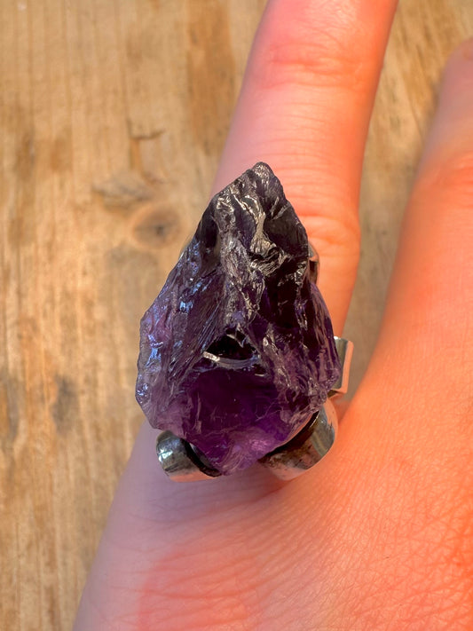 Large Raw Amethyst Claw Mount 800 Silver Size O Ring