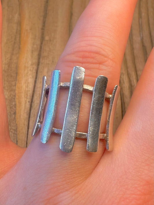 Modernist Vertical Bars 925 Sterling Silver Size P Ring