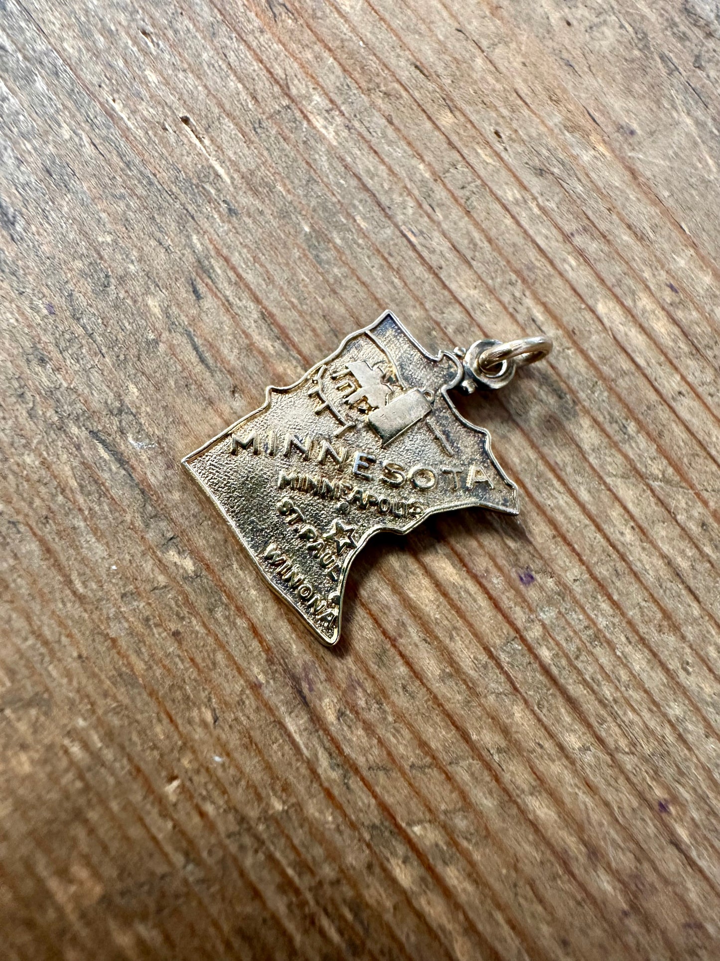 Vintage Minnesota Gold on 925 Silver Pendant