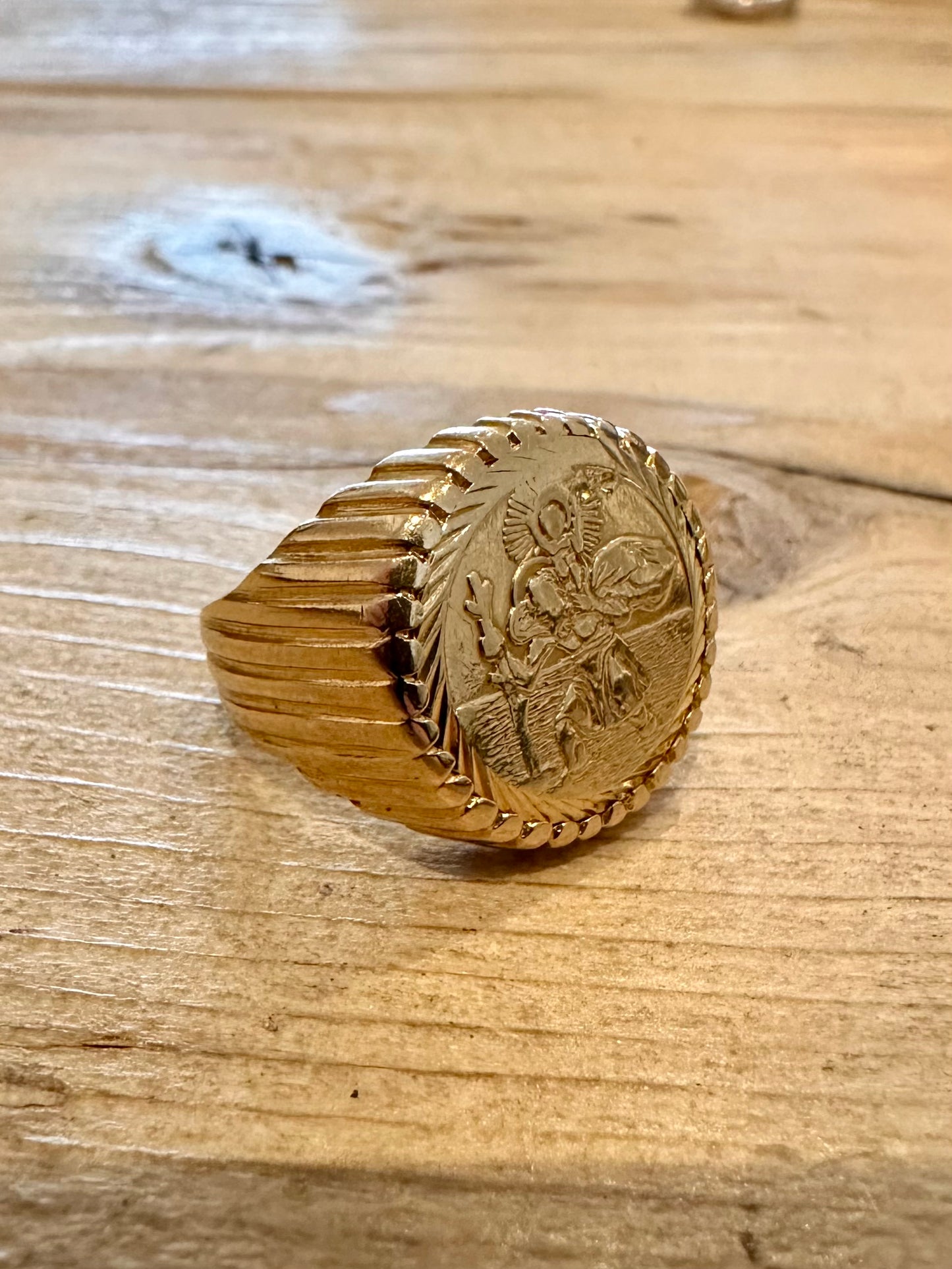 Vintage 1977 St Christopher Signet 9ct Gold Size O Ring