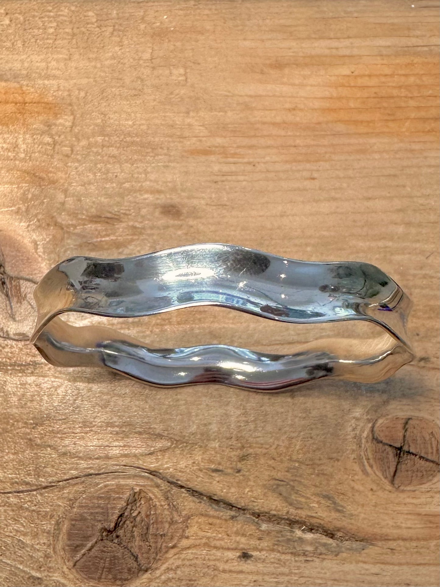 Abstract Wave Concave 925 Silver Bangle