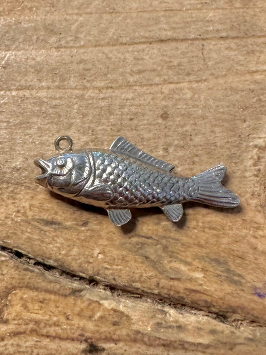 Vintage Textured Fish 925 Silver Charm Pendant