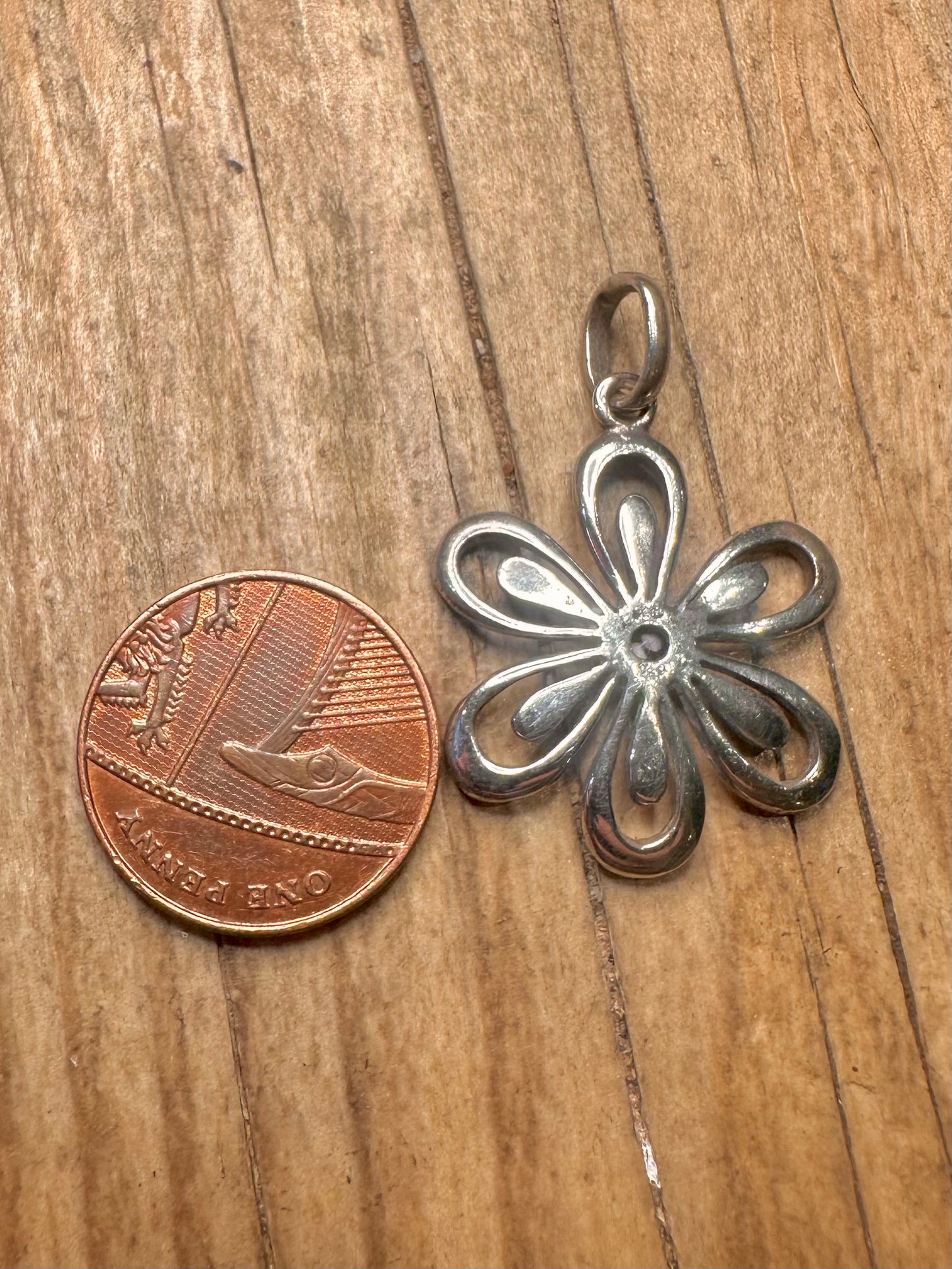 Vintage Amethyst Flower 925 Sterling Silver Pendant