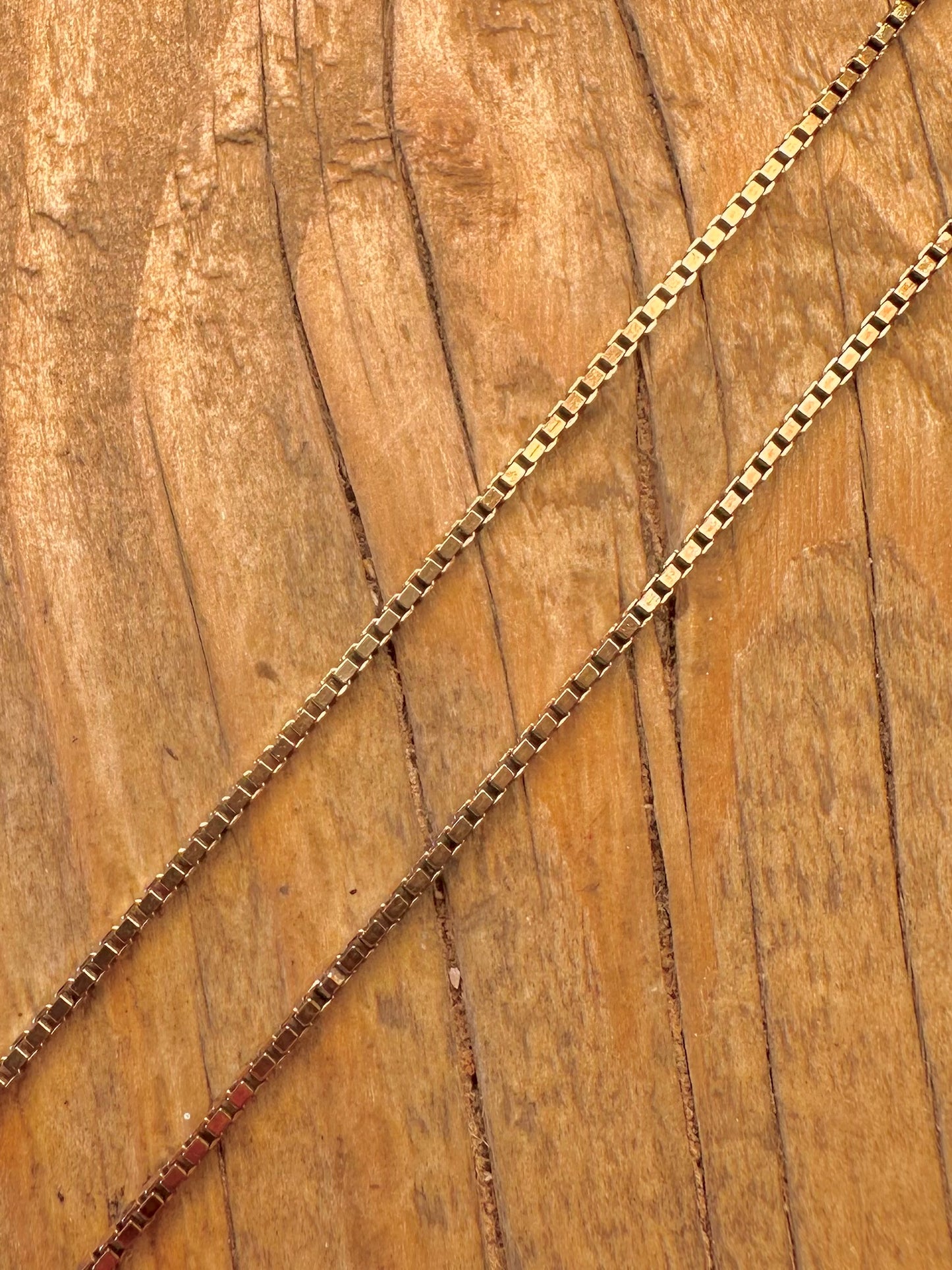 9ct Gold 1977 Box Chain Maker PJC 15 inch Necklace