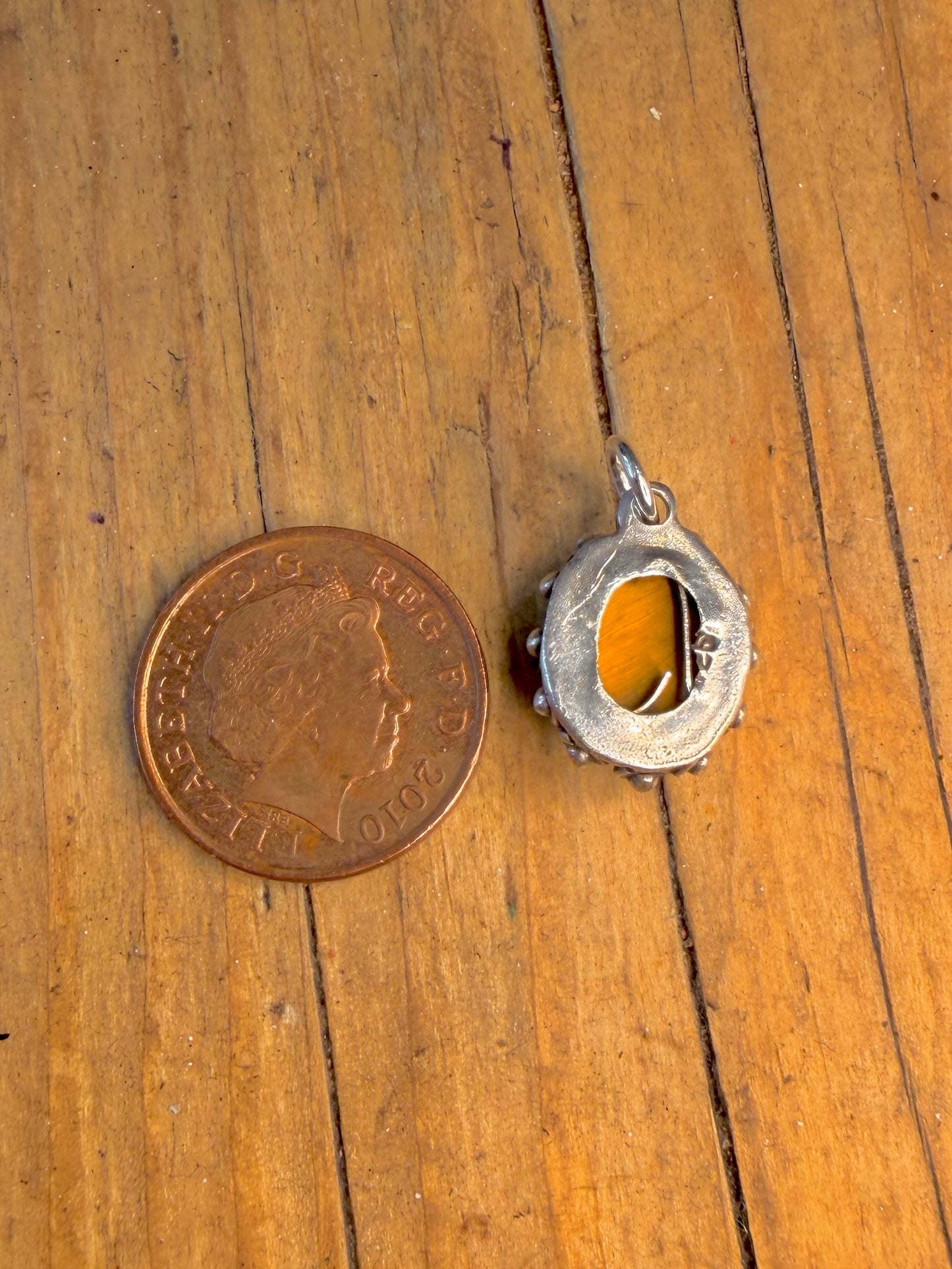 Tigers Eye Decortive Beaded Edges 925 Sterling Silver Pendant
