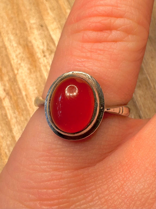 Vintage 1977 Carnelian 925 Sterling Silver Size N Ring