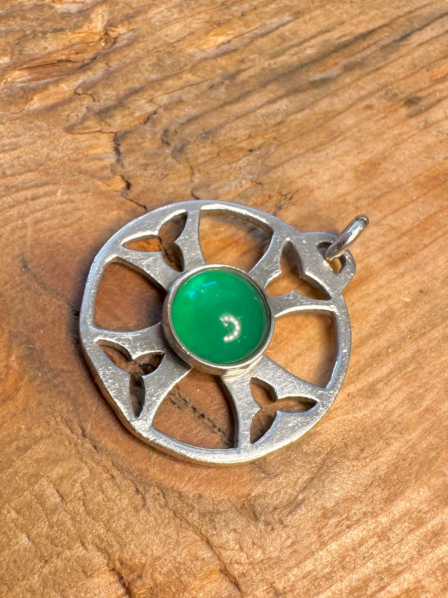 Scottish 1982 Celtic Green Stone 925 Sterling Silver Pendant