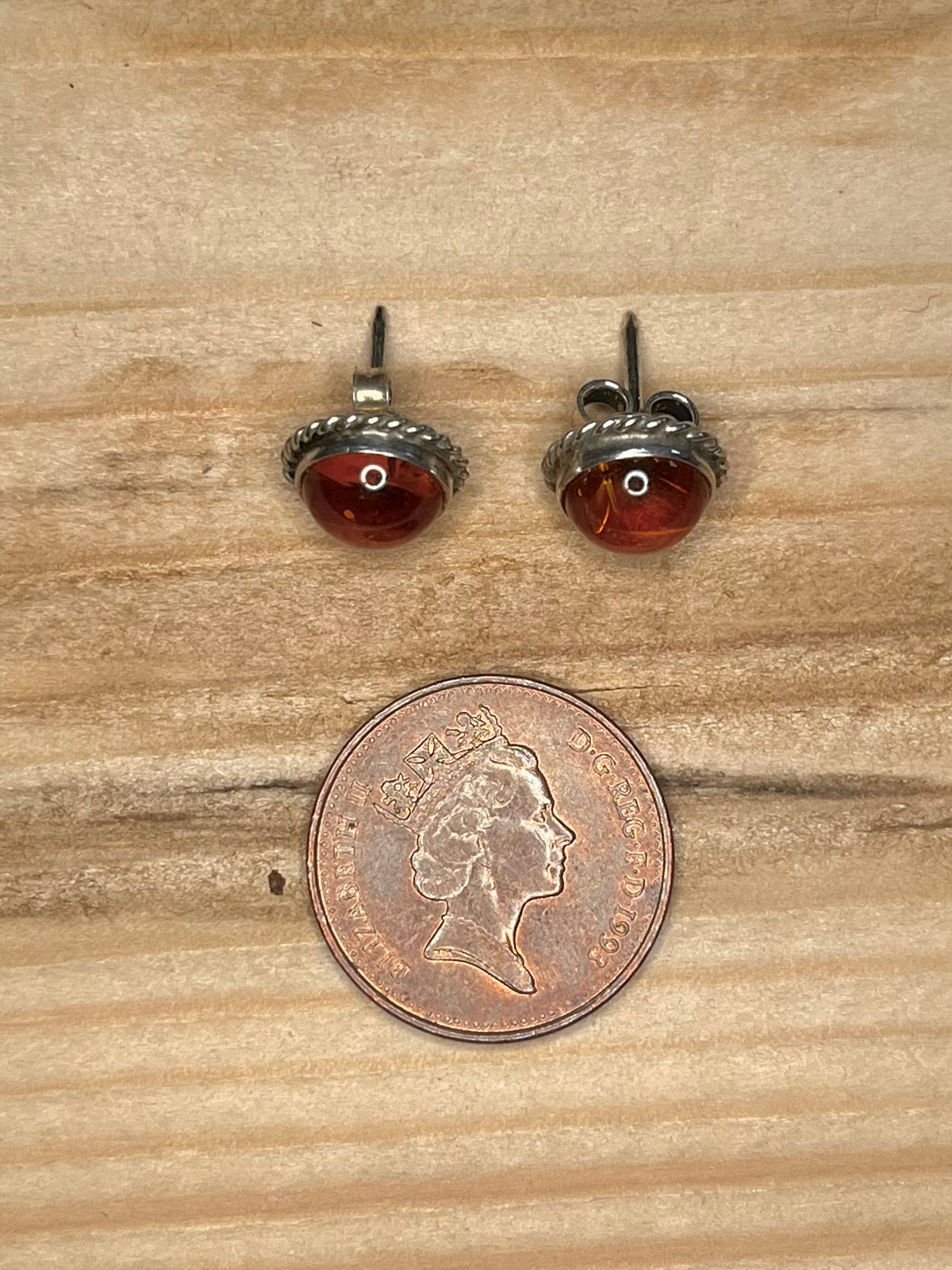Small Circle Amber Beaded Border 925 Sterling Silver Stud Earrings