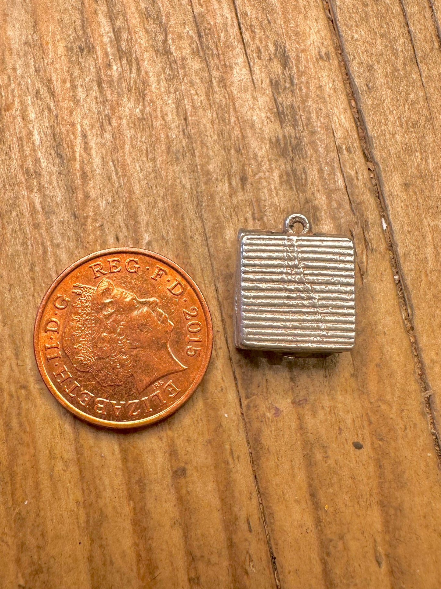 Kassettenrekorder Klappbar Öffnet 925 Sterling Silber Anhänger