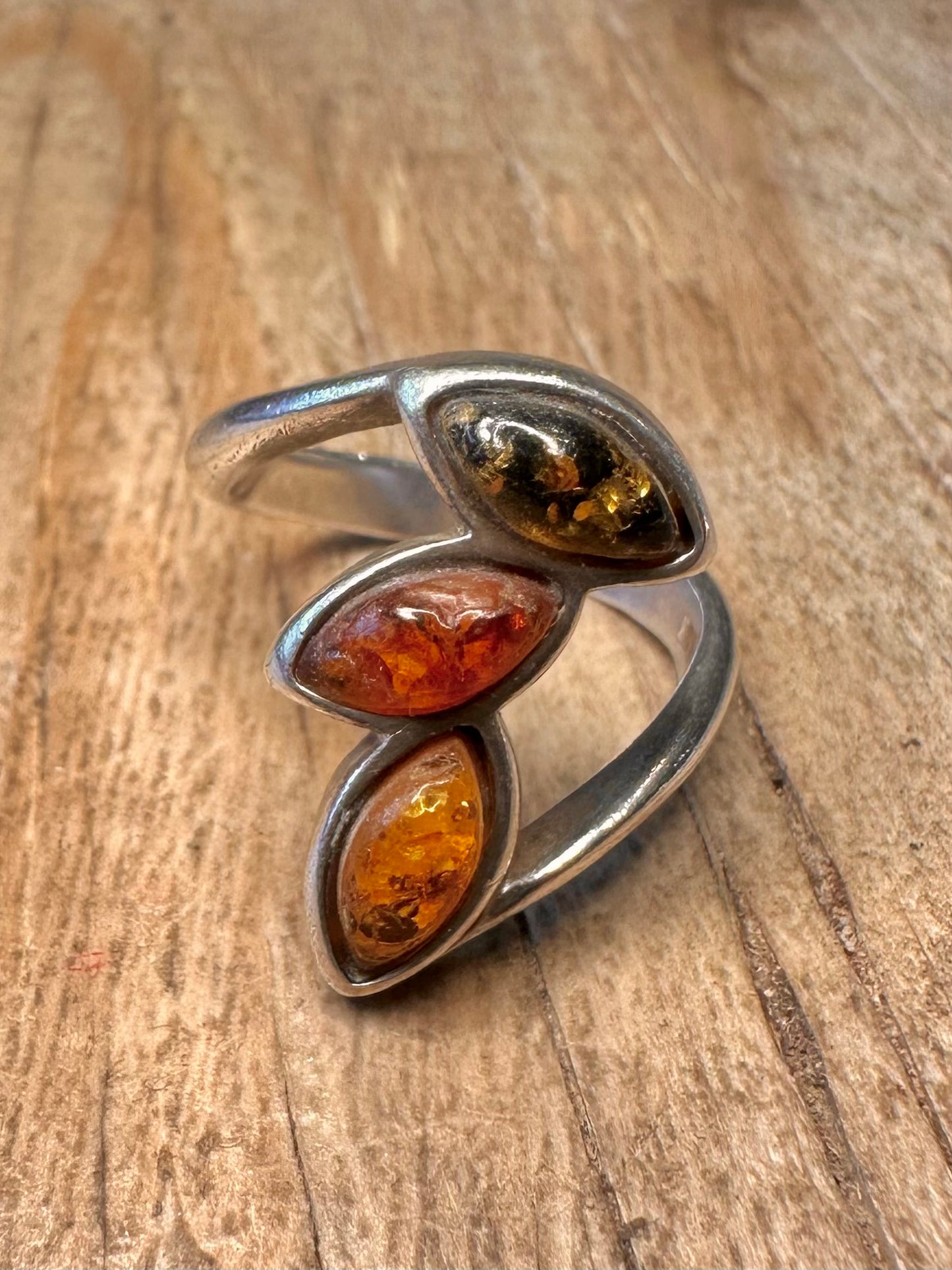 Abstract Amber 925 Sterling Silver Size N Ring