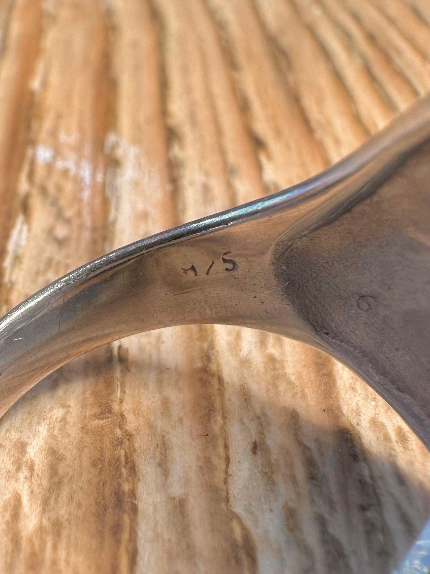 Abstrakter Kuppelring aus 925er Sterlingsilber Größe T