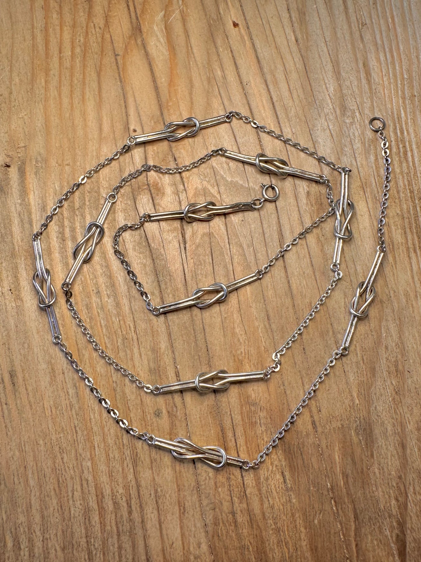 Abstract Reef Knot Moving 925 Sterling Silver 37.5 inch Necklace