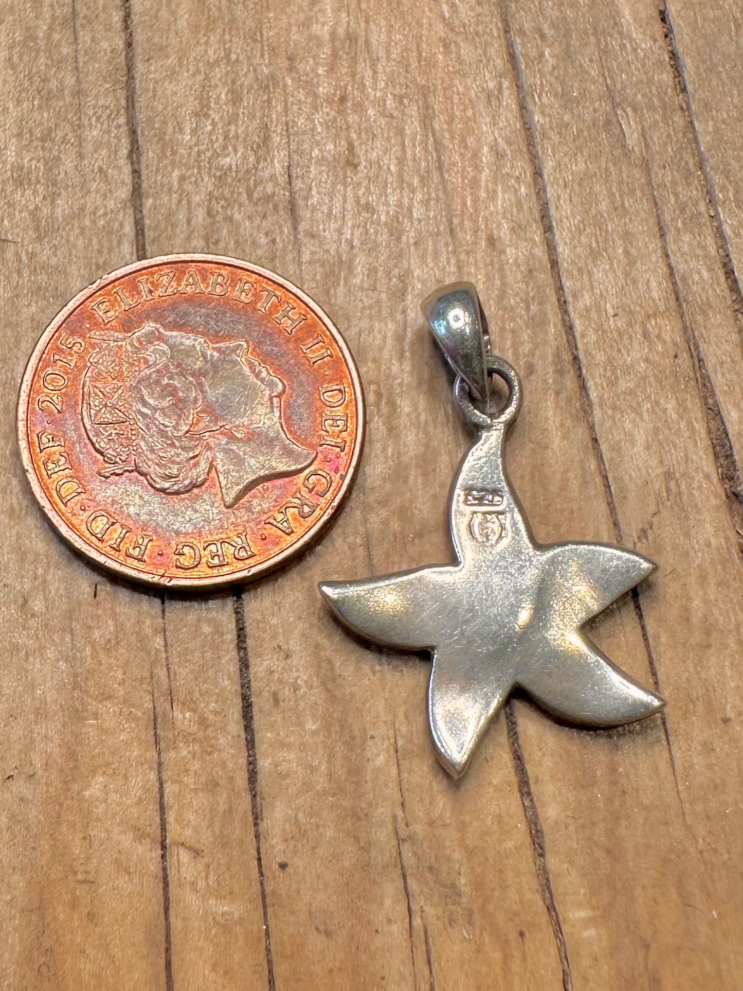 Moderner simulierter Opal-Seestern 925 Sterling Silber Anhänger
