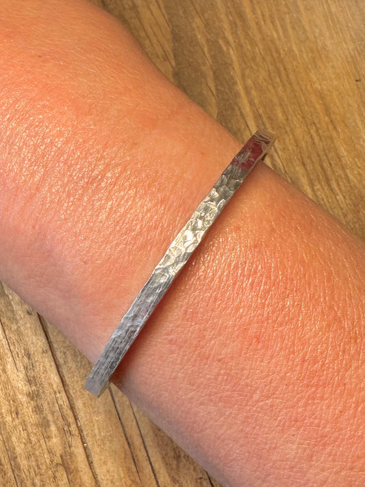 Hammered 2003 Heavy 925 Sterling Silver Bangle