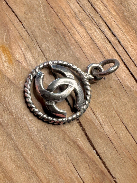Vintage Chanel Style Circle 925 Sterling Silver Pendant