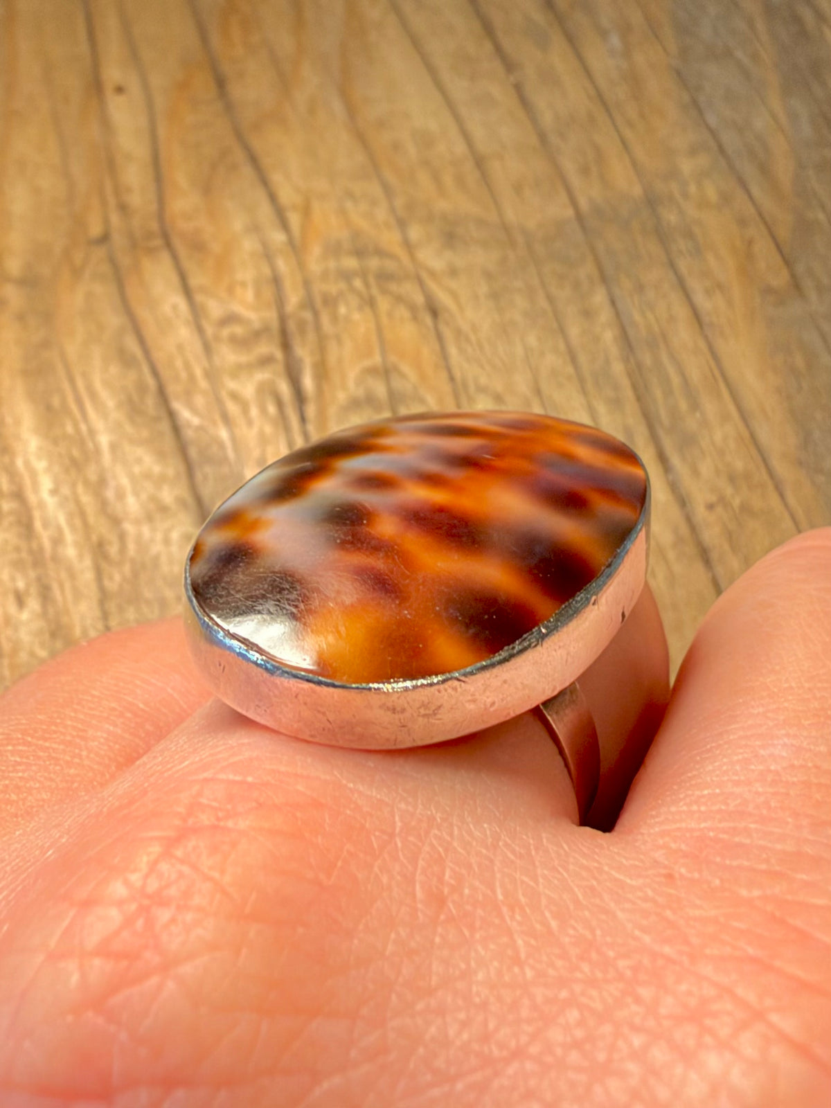 Large Oval Brown Conch Shell 925 Sterling Silver Size U Adjustable Ring