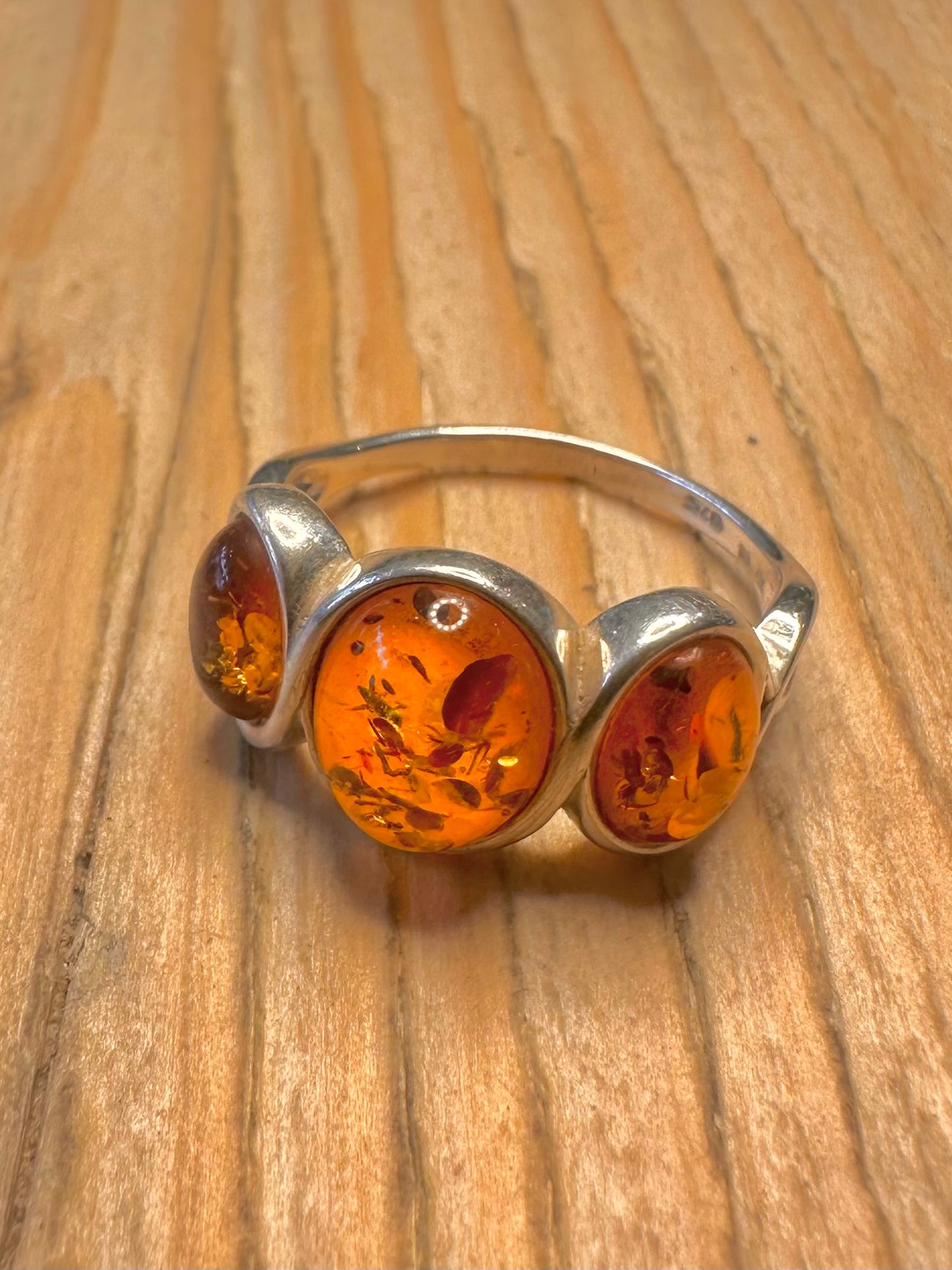 Vintage Amber Trio 925 Sterling Silver Size Q 1/2 Ring