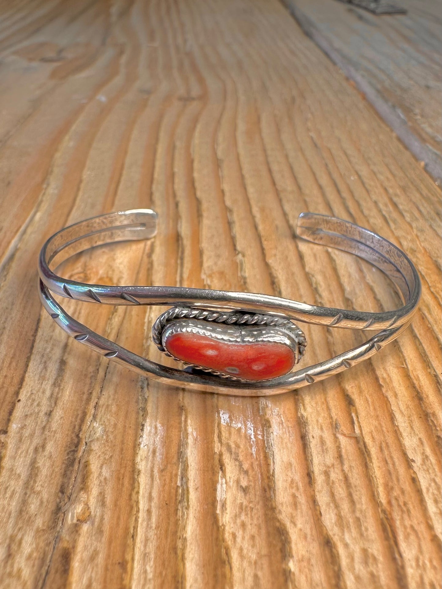 Vintage Coral Navajo Small Cuff 925 Sterling Silver Bangle