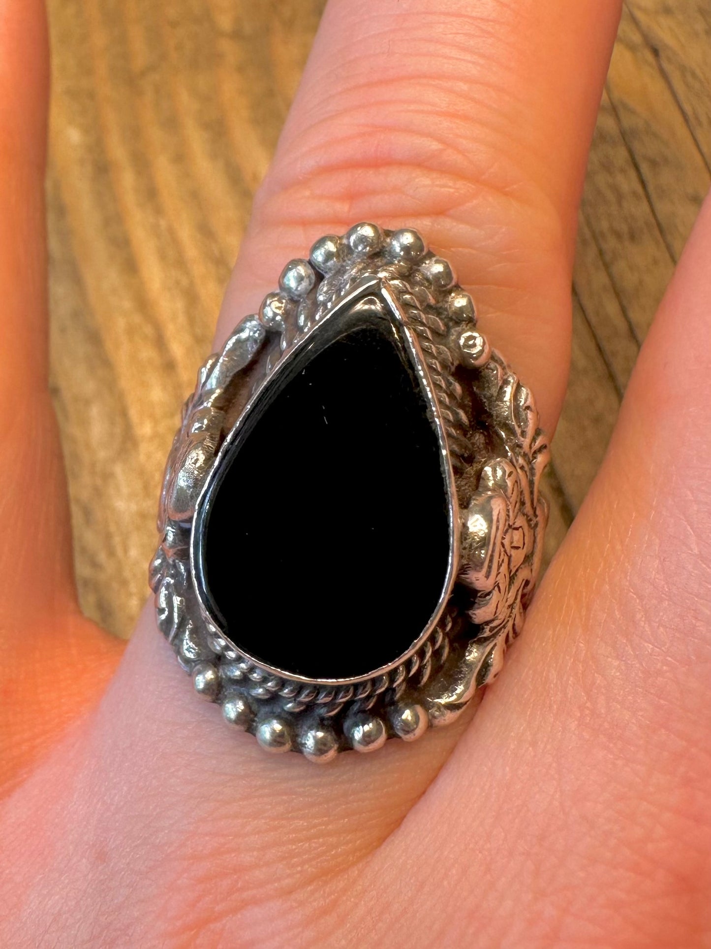 Onyx Pear Shaped Ornate Design 925 Sterling Silver Size R Ring