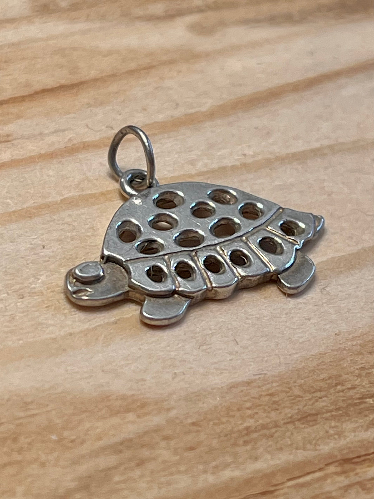 Flat Turtle 925 Sterling Silver Pendant