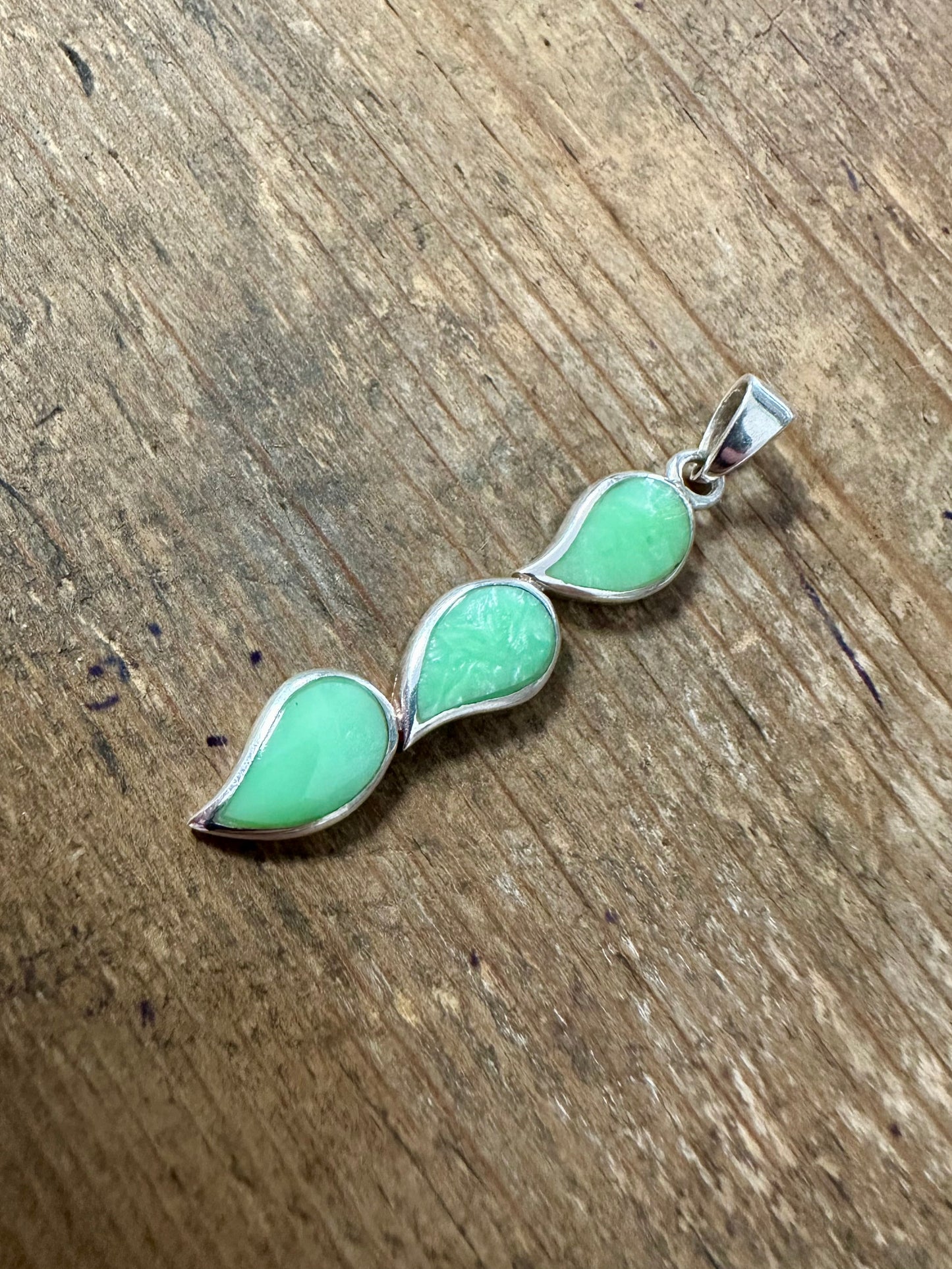 Modern Green Stone Long 925 Silver Pendant