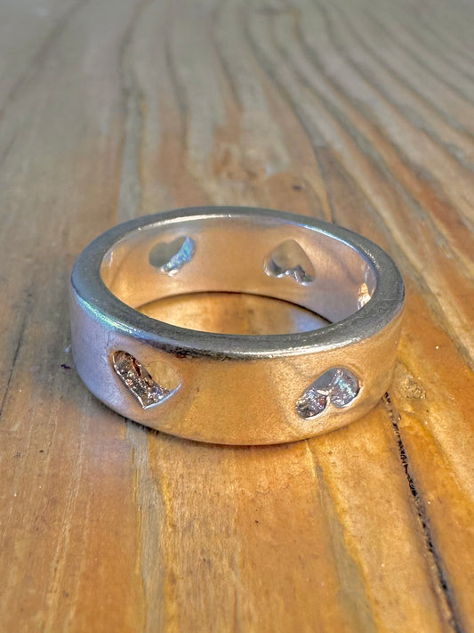 Heart Cut Out Band 925 Sterling Silver Size Q Ring