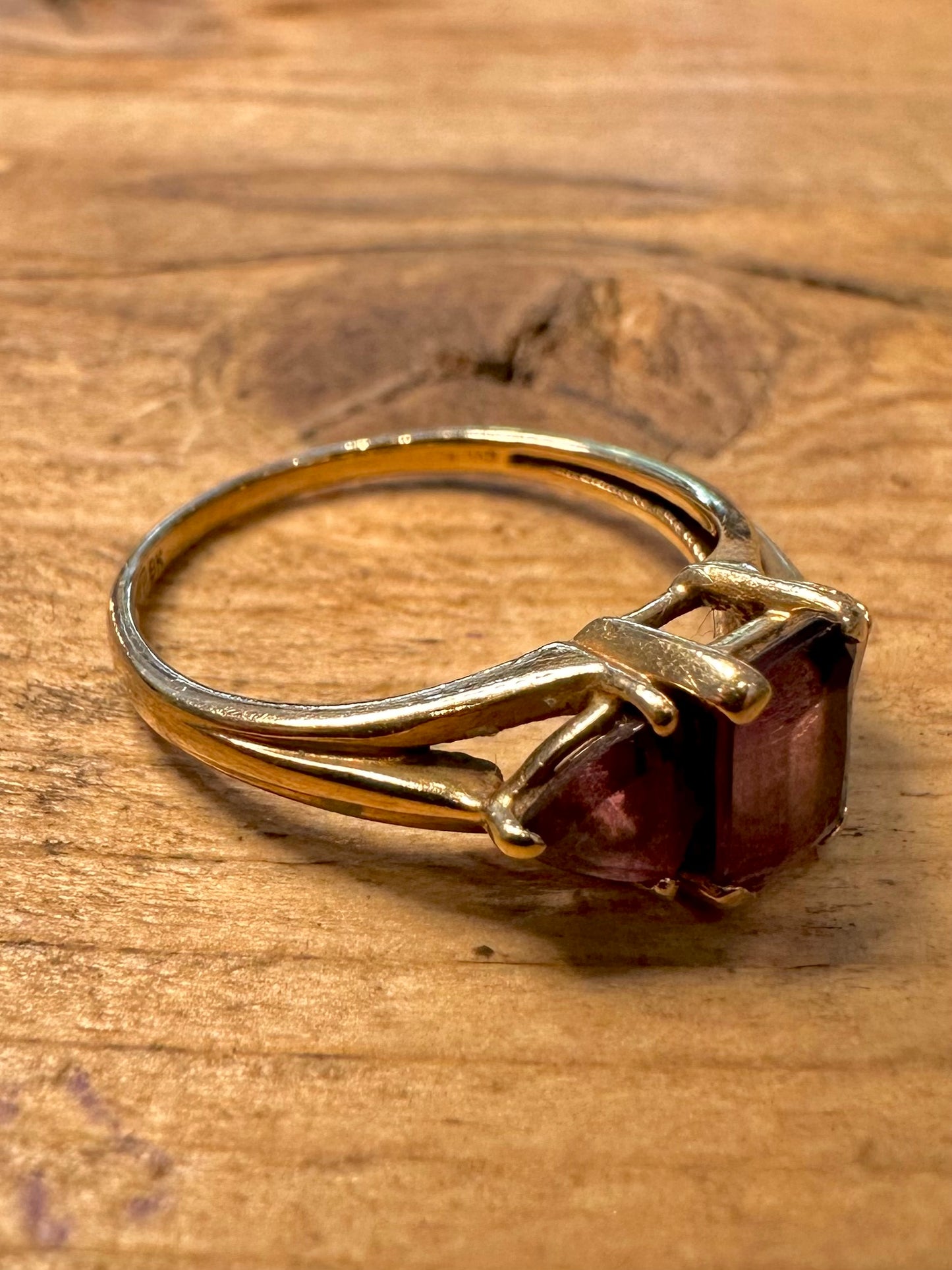 Vintage 9ct Gold Amethyst 375 Size P1/2 Ring