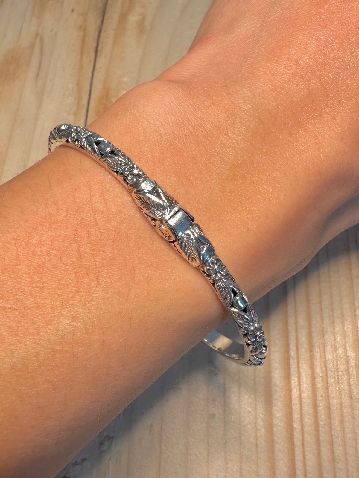 Lapis Lazuli Flower Ornate Cuff 925 Sterling Silver Bracelet